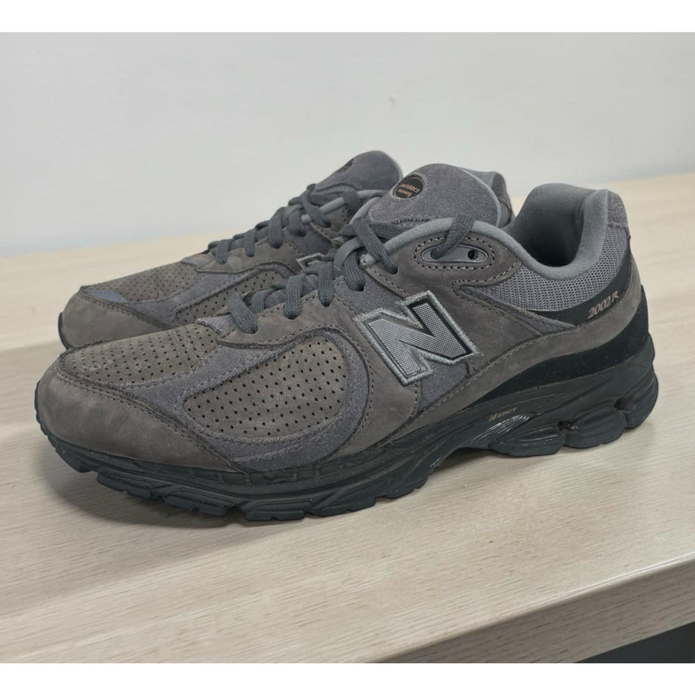 New Balance 2002R Charcoal Black Shoes Men's Size 10 M2002RGF Athletic Dark Grey - Picture 16 of 16